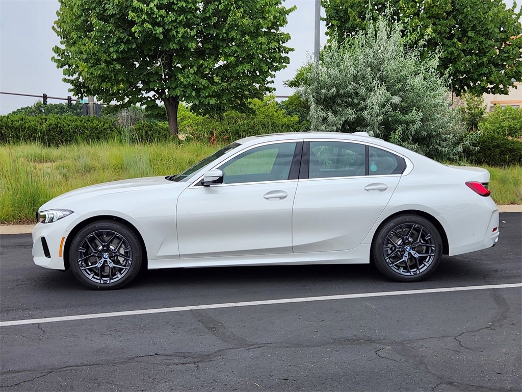 New 2025 BMW 330i xDrive Sedan image 2