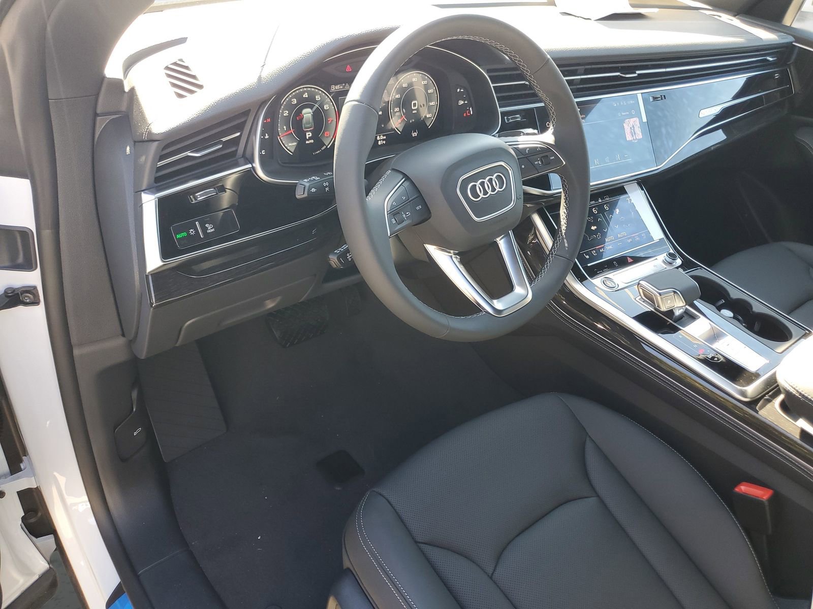 New 2026 Audi Q8 Premium Plus image 18