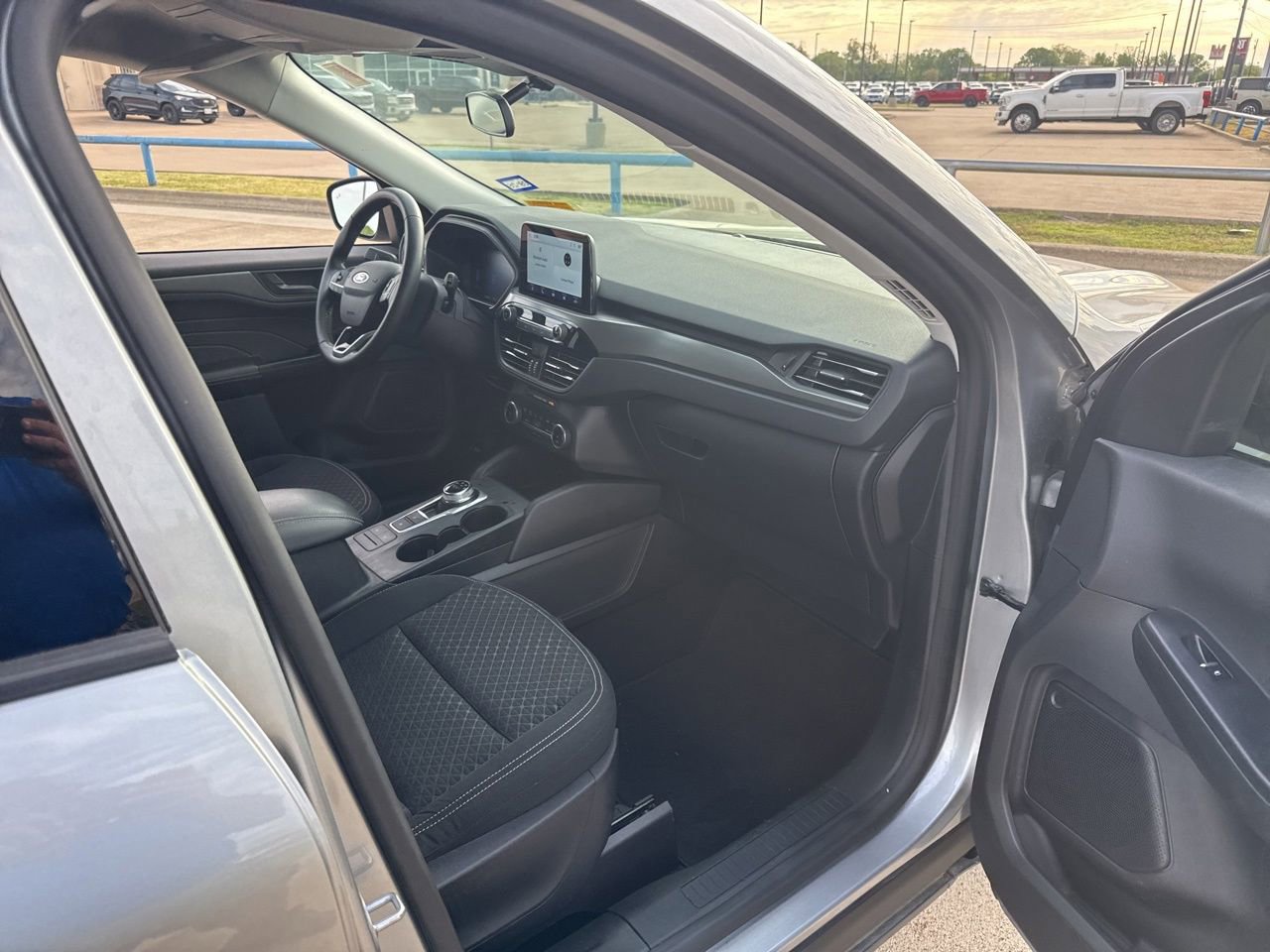 Used 2024 Ford Escape Active image 15