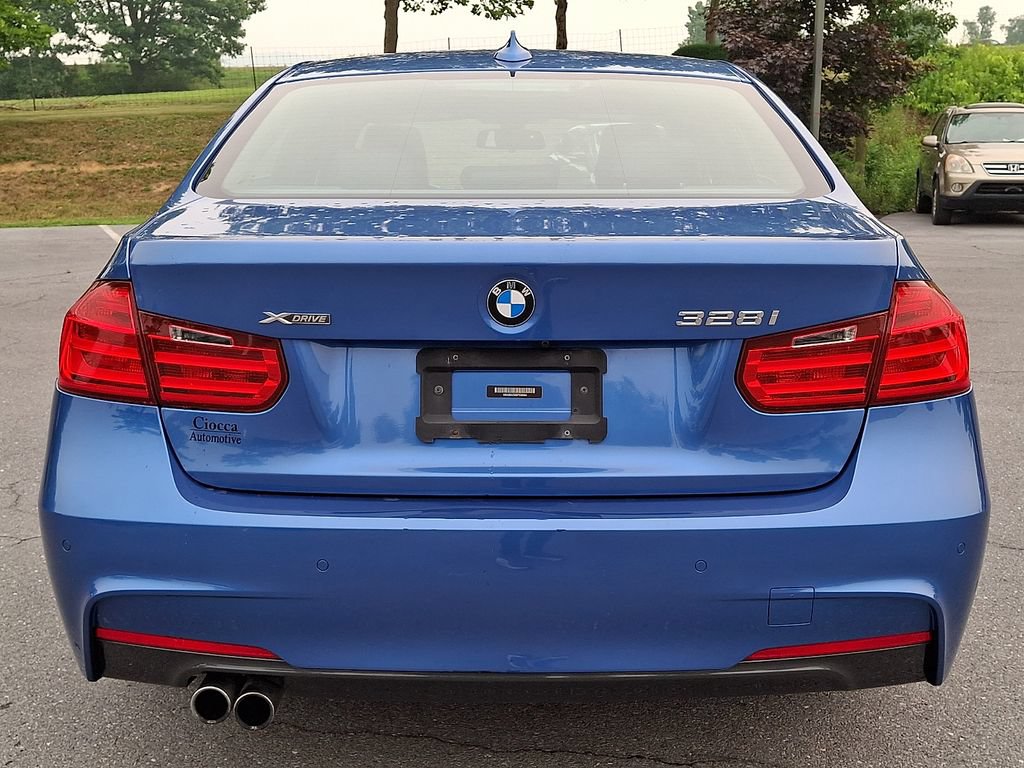 Used 2014 BMW 328i xDrive Sedan AWD/4WD image 8