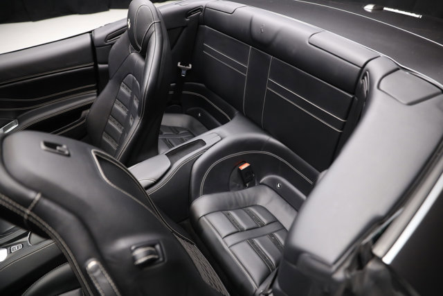 Used 2016 Ferrari California T image 11