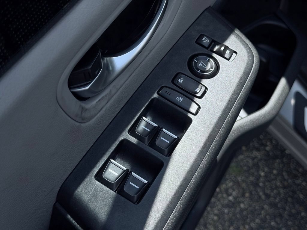 Used 2025 Honda Pilot Elite image 17