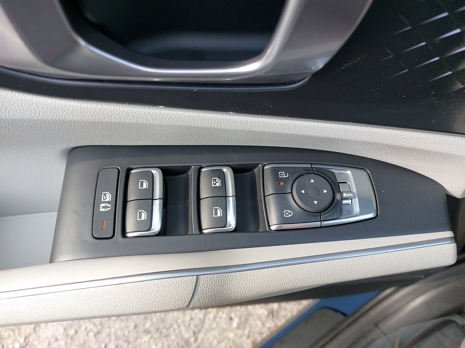 New 2026 Kia Sorento EX w/ EX Premium Package FWD image 29