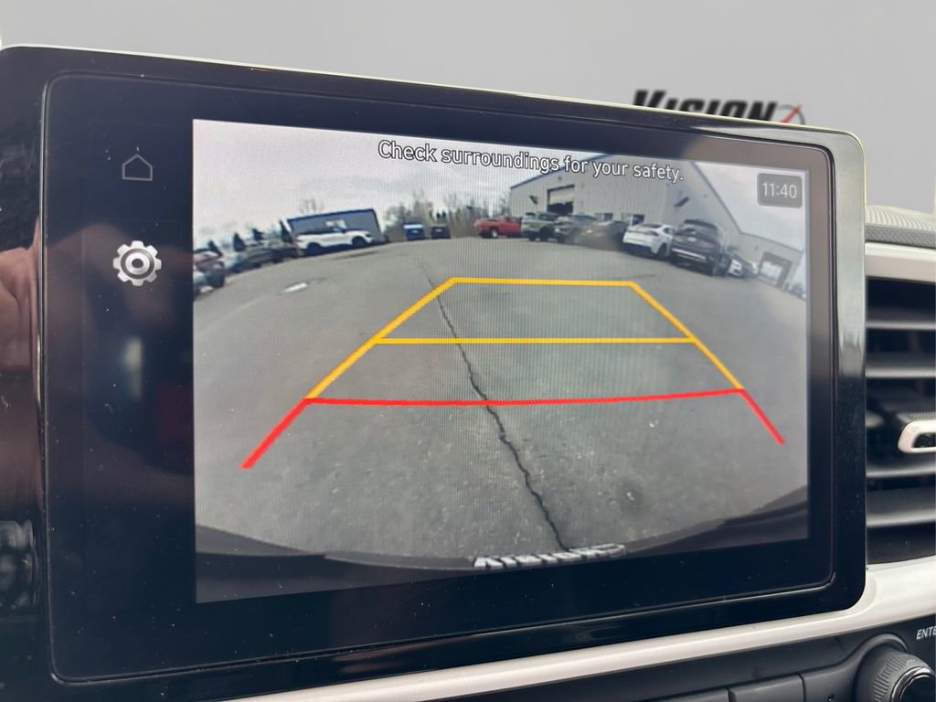 Certified 2023 Hyundai Venue Limited w/ Cargo Package image 27