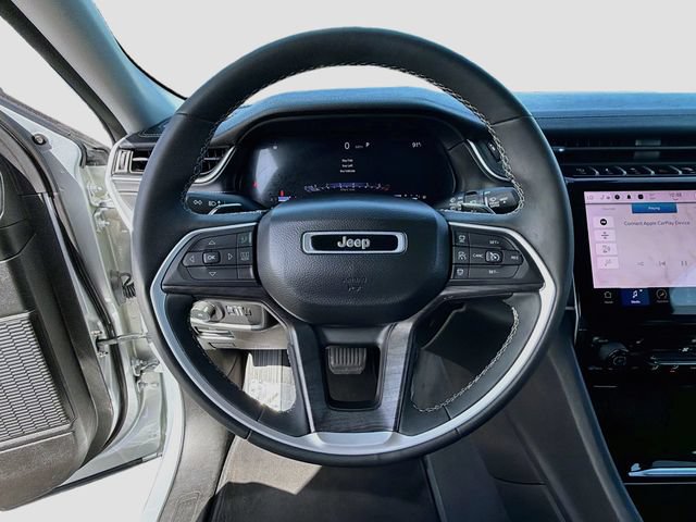 Used 2023 Jeep Grand Cherokee L Limited w/ Black Appearance Package RWD image 12