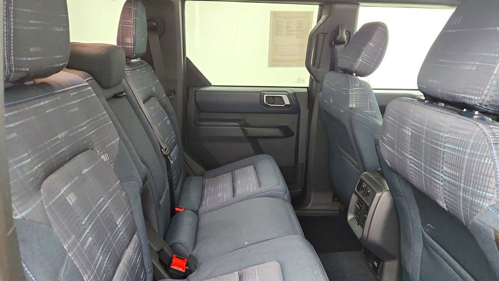 Used 2025 Ford Bronco Heritage Edition image 22