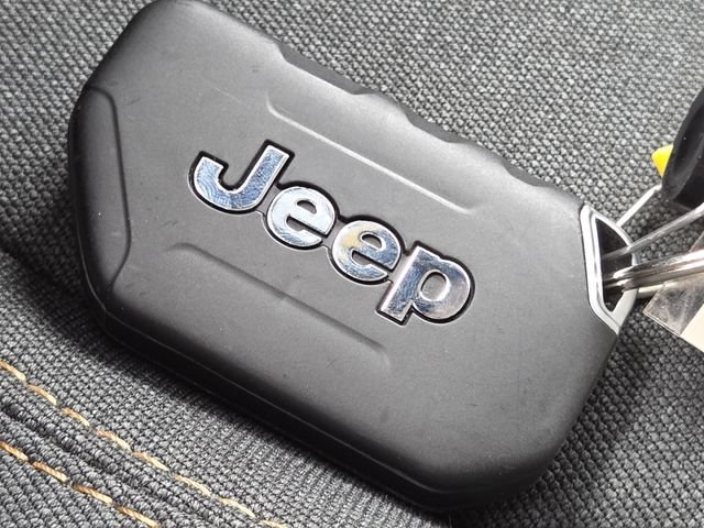Used 2024 Jeep Wrangler Unlimited Sport AWD/4WD image 31