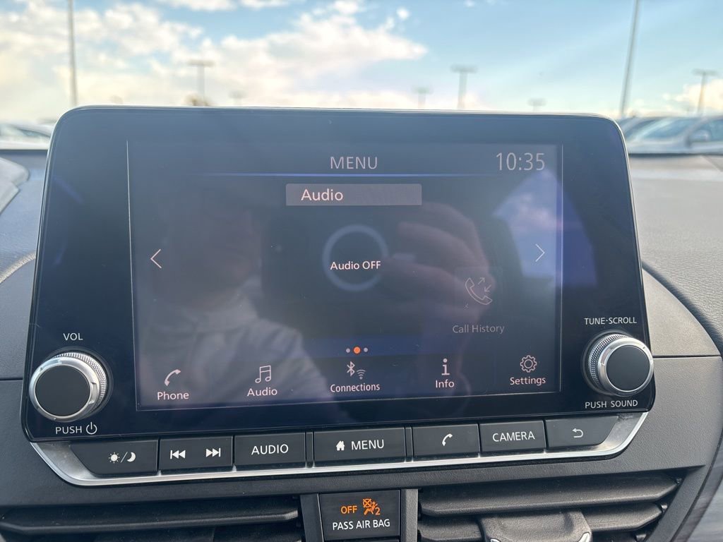 Used 2024 Nissan Altima 2.5 SV image 24