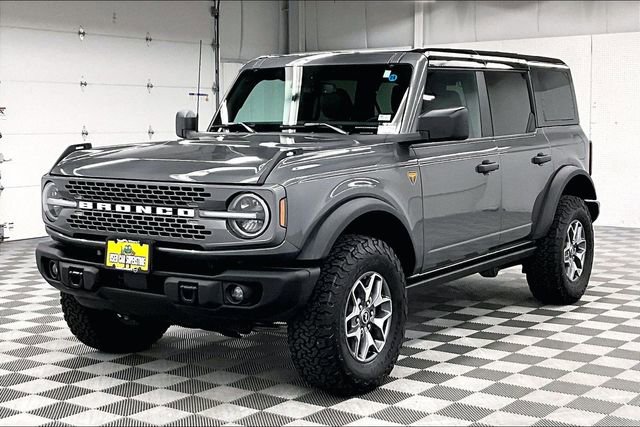 Used 2025 Ford Bronco Badlands AWD/4WD image 11