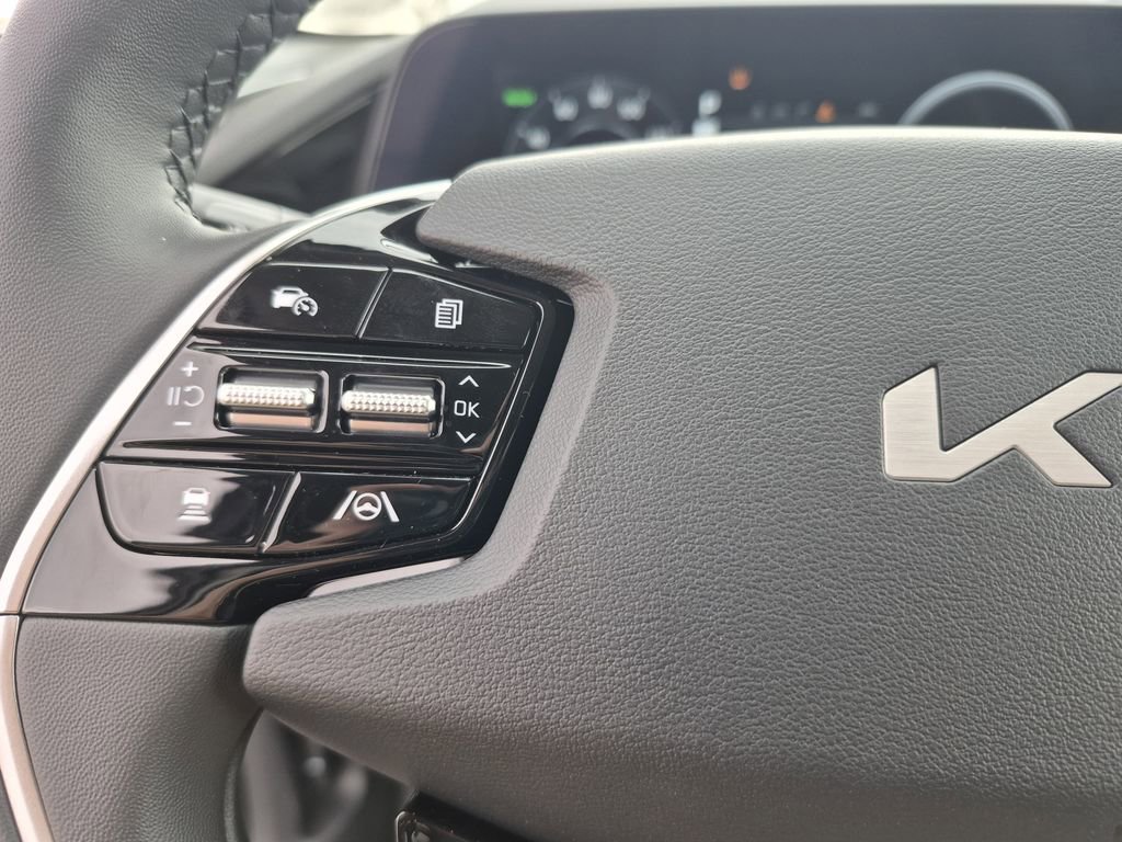 New 2026 Kia Niro Wind FWD image 18
