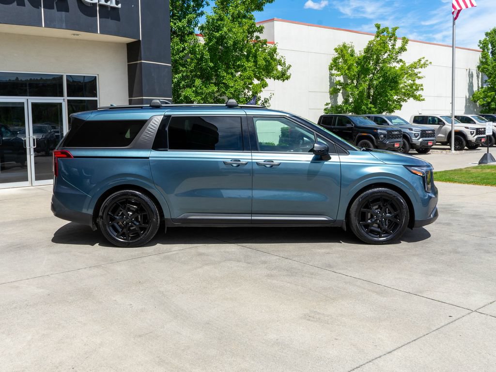 Certified 2025 Kia Carnival SX Prestige FWD image 8