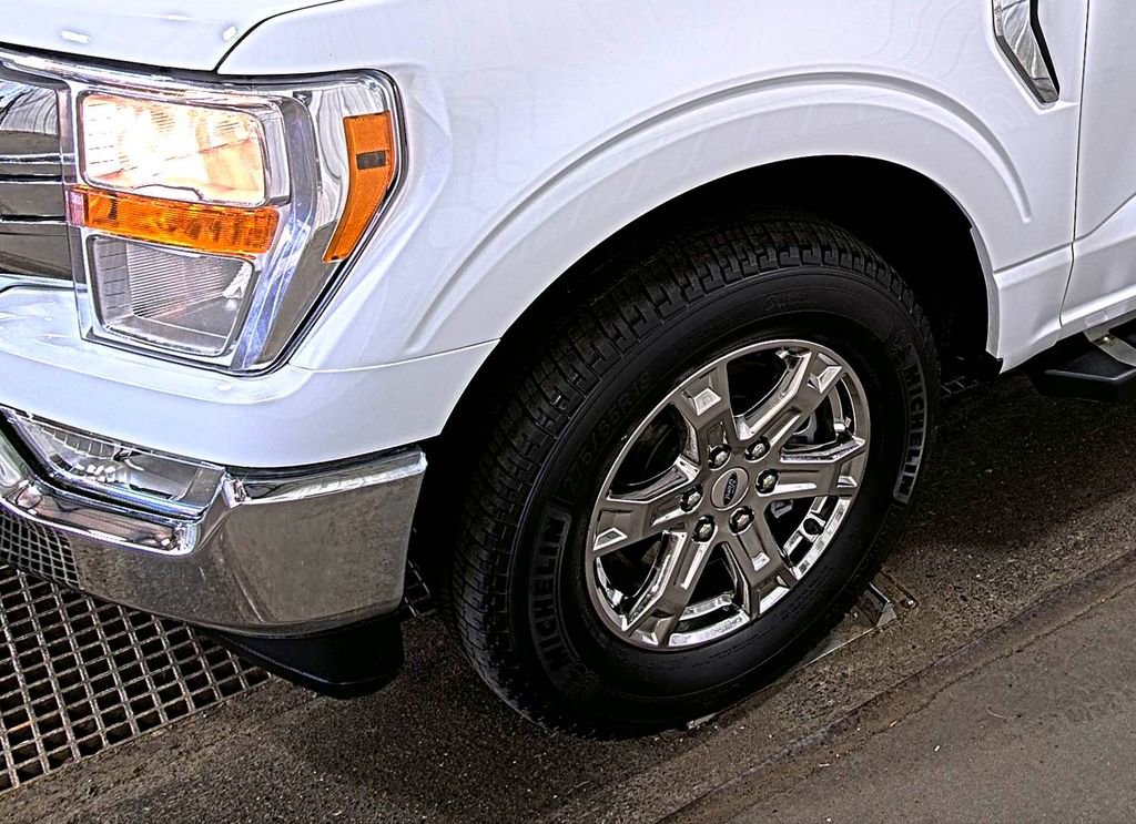 Used 2023 Ford F150 XLT w/ XTR Package image 7