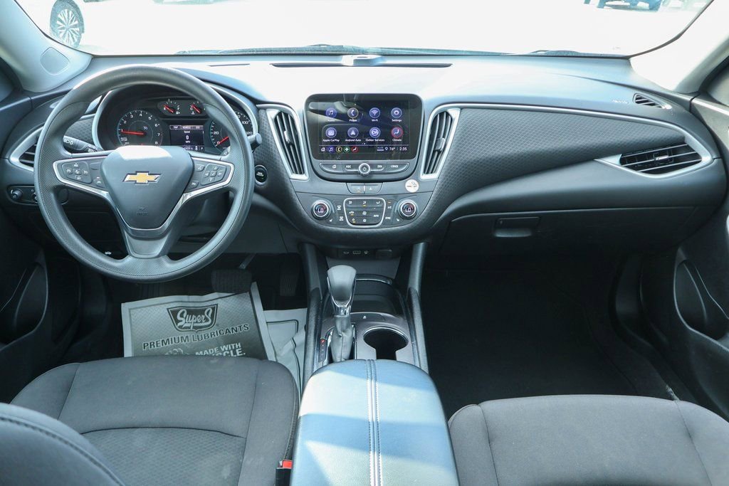 Used 2023 Chevrolet Malibu LT image 6