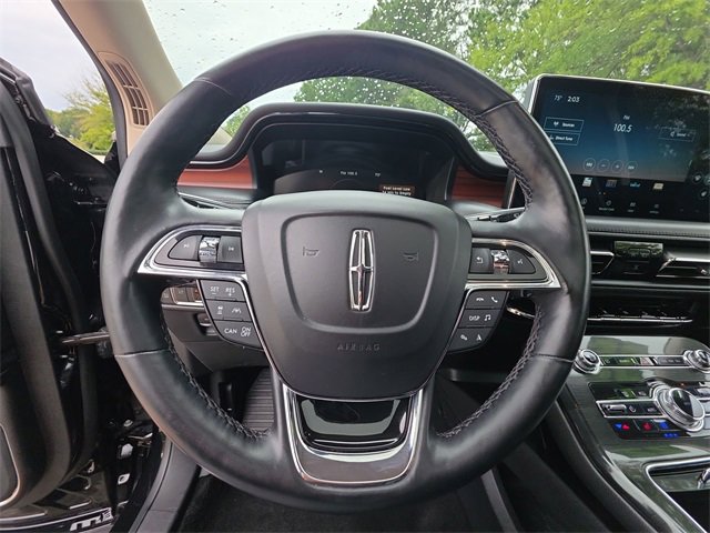 Used 2022 Lincoln Nautilus Reserve w/ Equipment Group 201A image 14