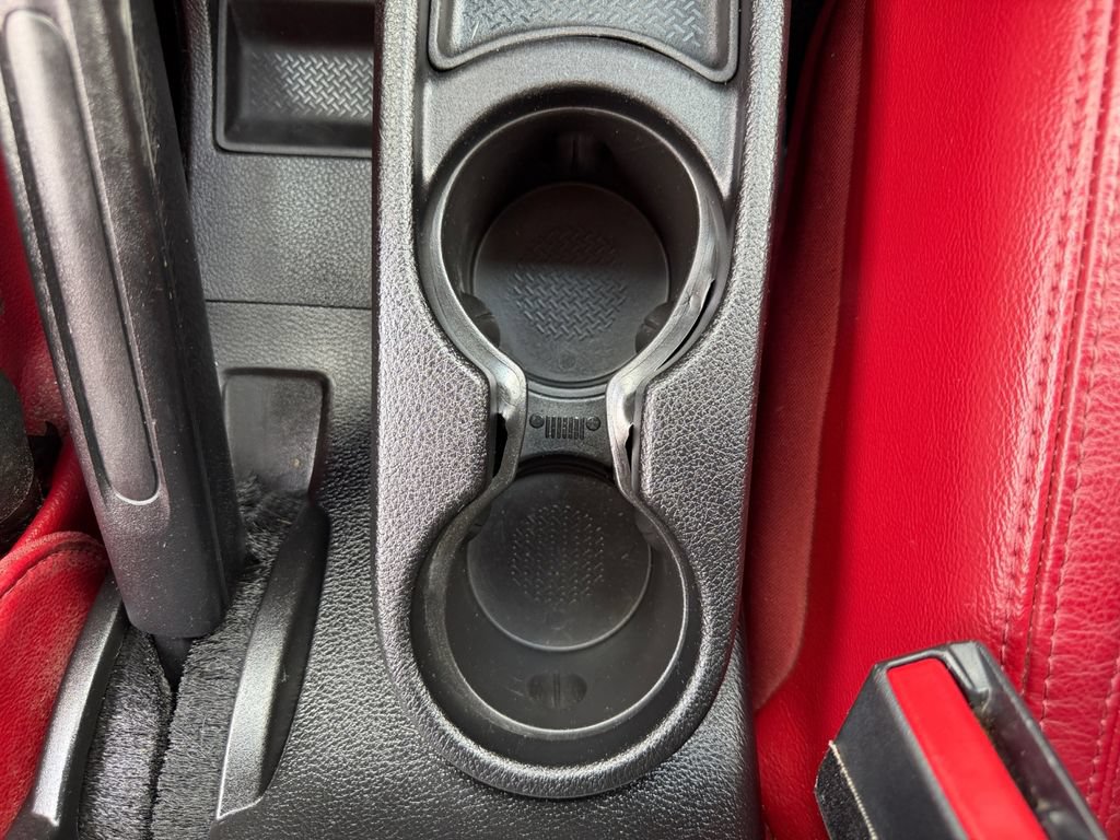 Used 2013 Jeep Wrangler Rubicon AWD/4WD image 33