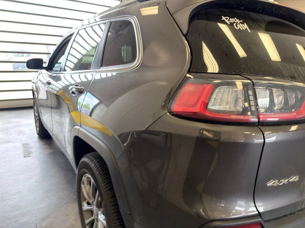 Used 2020 Jeep Cherokee Latitude Plus w/ Comfort/Convenience Group AWD/4WD image 8