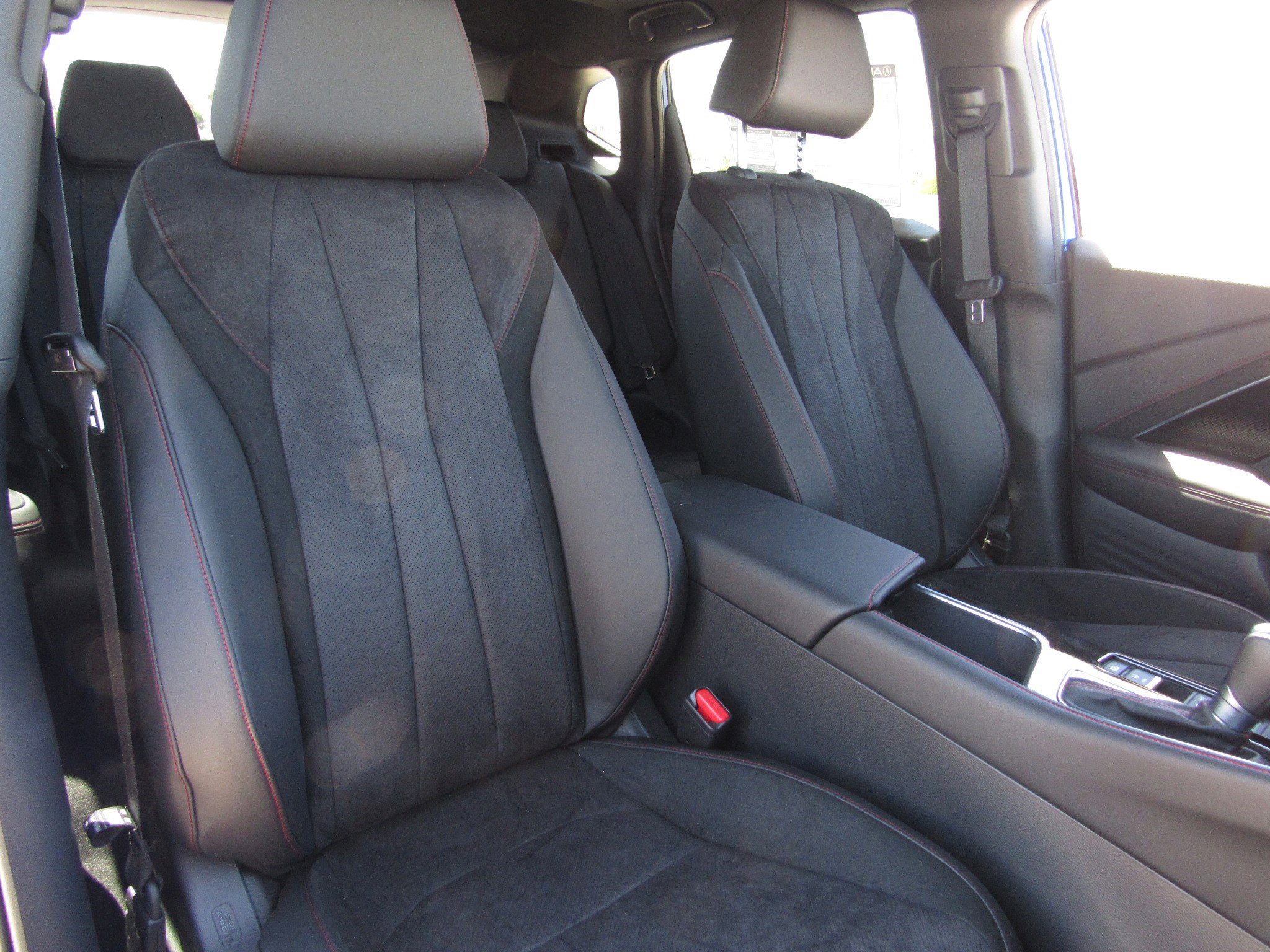 Certified 2025 Acura ADX A-Spec image 11