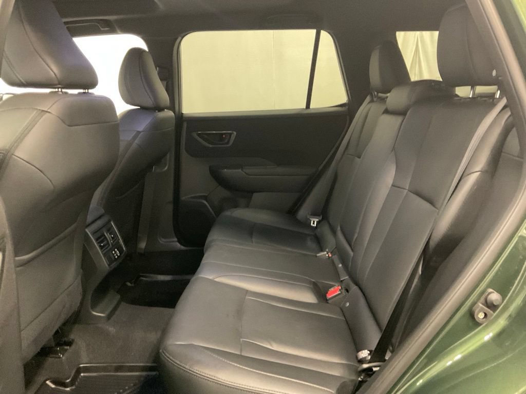 Certified 2026 Subaru Outback Premium w/ Premium/Limited Package 2 AWD/4WD image 36