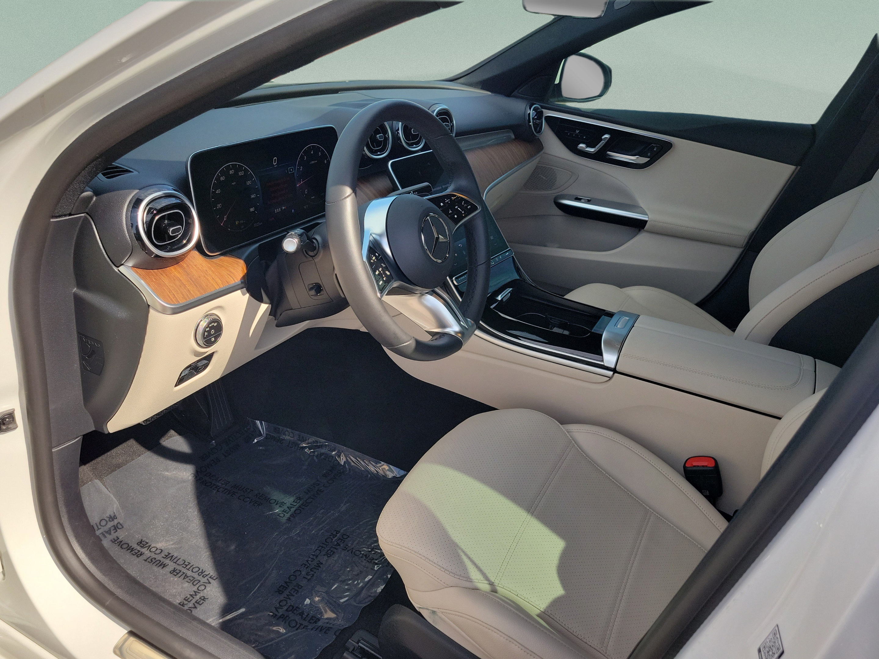 Used 2024 Mercedes-Benz C 300 4MATIC Sedan image 20