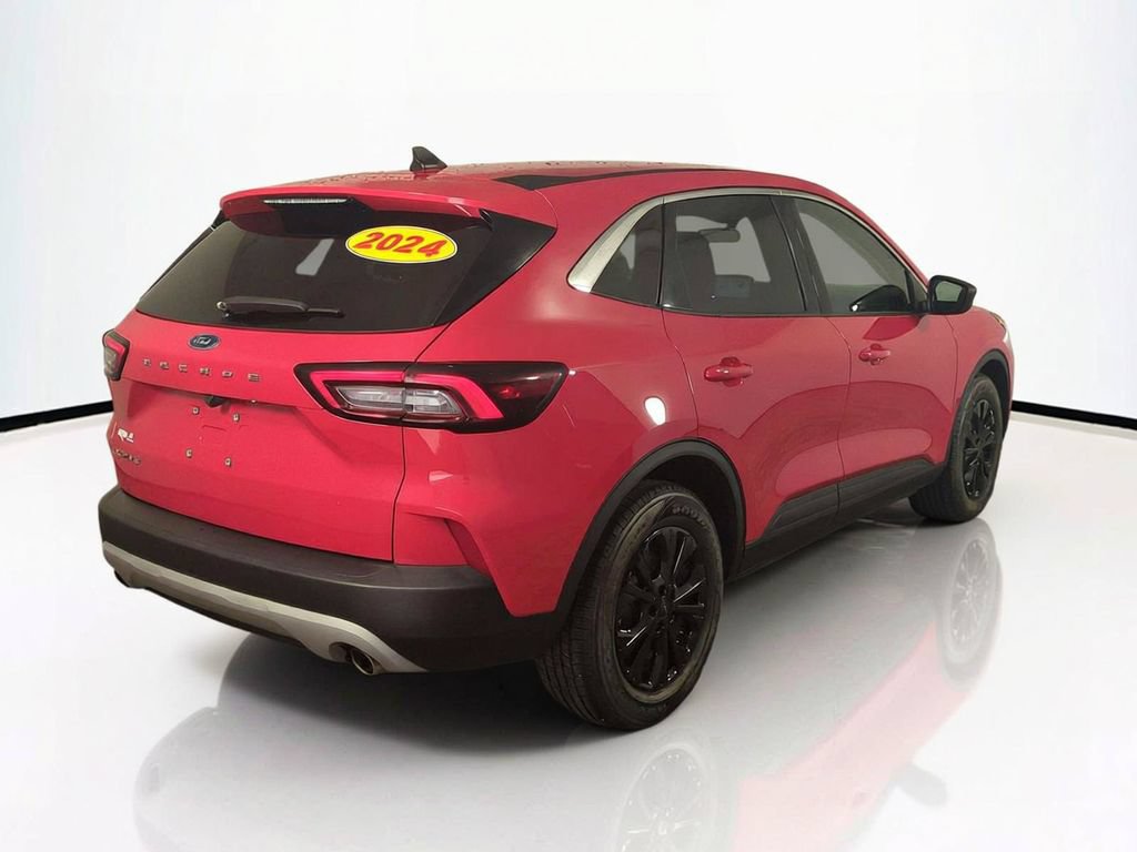 Used 2024 Ford Escape Active FWD image 5