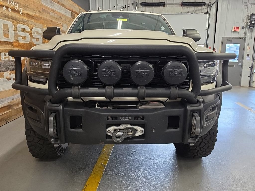 Used 2021 RAM 2500 Limited AWD/4WD image 3