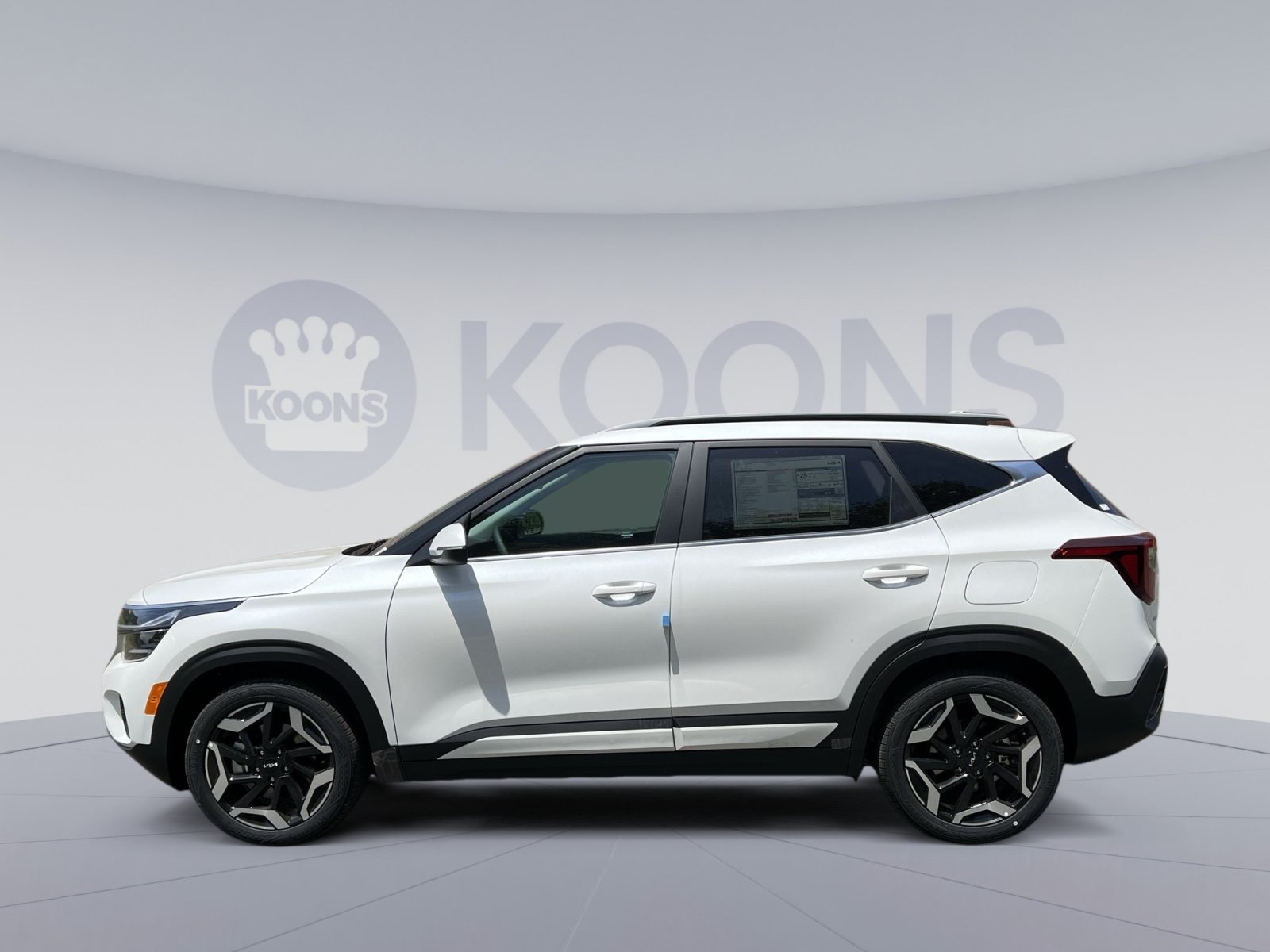 New 2026 Kia Seltos SX w/ SX Sunroof Package AWD/4WD image 2