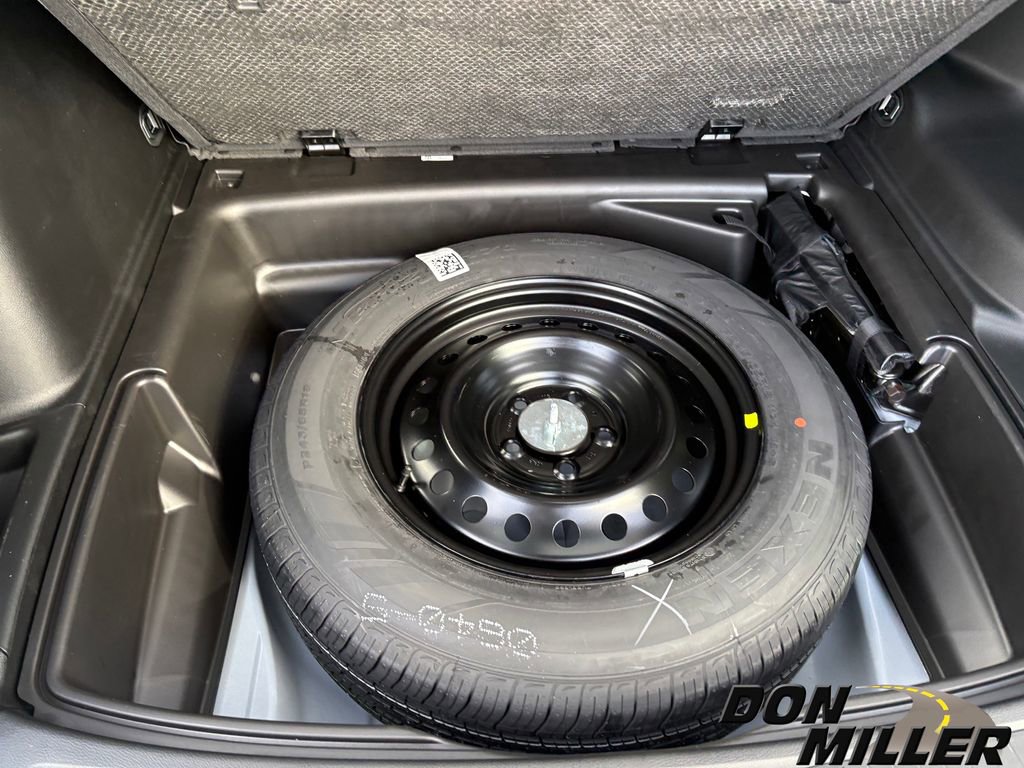 New 2026 Jeep Grand Cherokee Altitude image 28