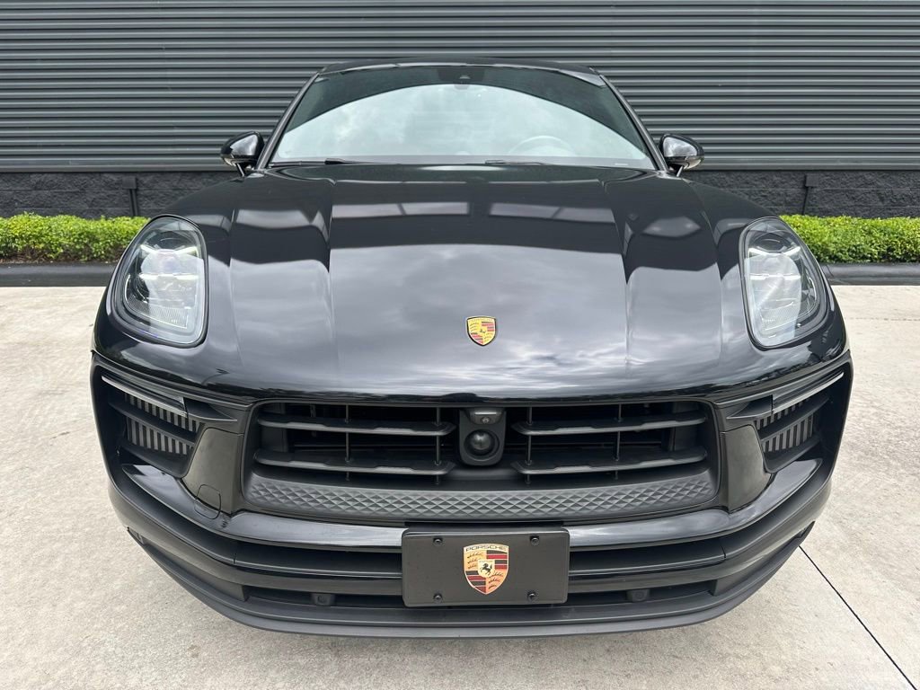 Certified 2023 Porsche Macan S AWD/4WD image 8