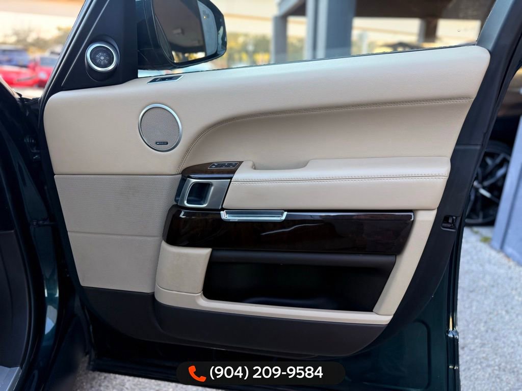 Used 2017 Land Rover Range Rover Supercharged image 38