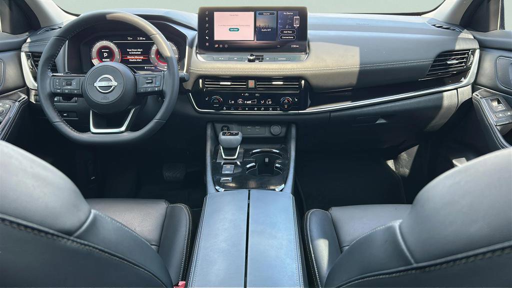 Used 2024 Nissan Rogue SL w/ SL Premium Package image 28