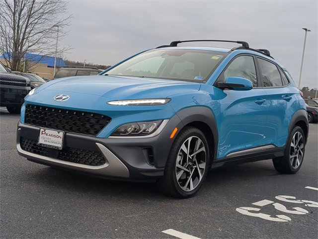 Used 2023 Hyundai Kona Limited w/ Cargo Package image 7