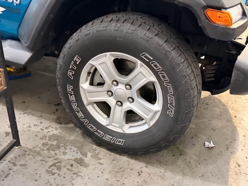 Used 2019 Jeep Wrangler Unlimited Sport S image 24