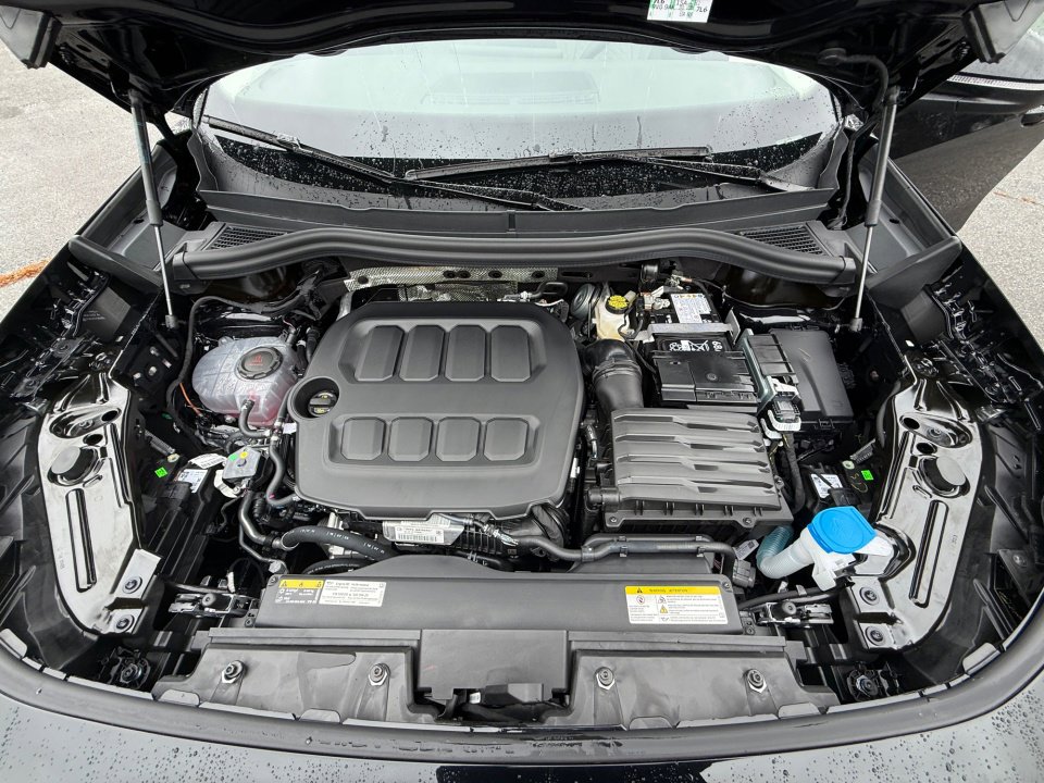 New 2026 Volkswagen Tiguan S image 16
