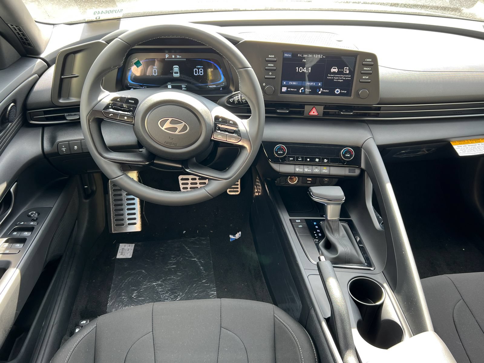 Certified 2025 Hyundai Elantra Sport FWD image 22