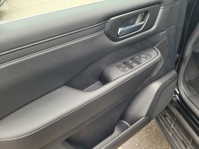 New 2026 Nissan Armada SV image 8