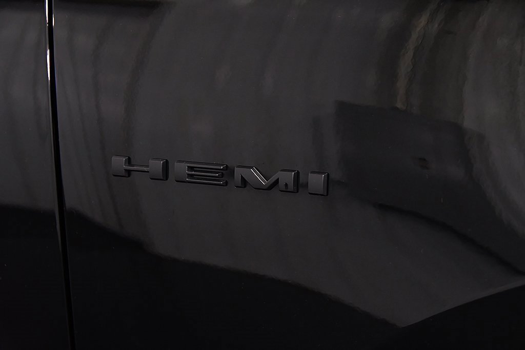 Used 2022 Dodge Durango R/T w/ Blacktop Package image 10