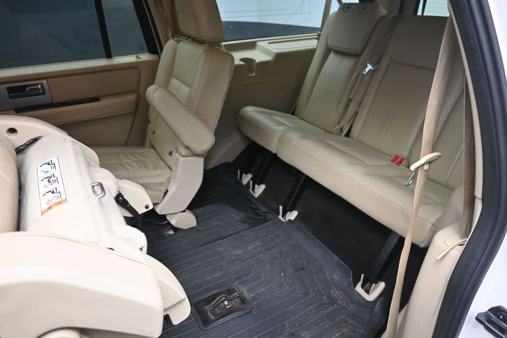 Used 2016 Ford Expedition EL Limited w/ Equipment Group 301A RWD image 22