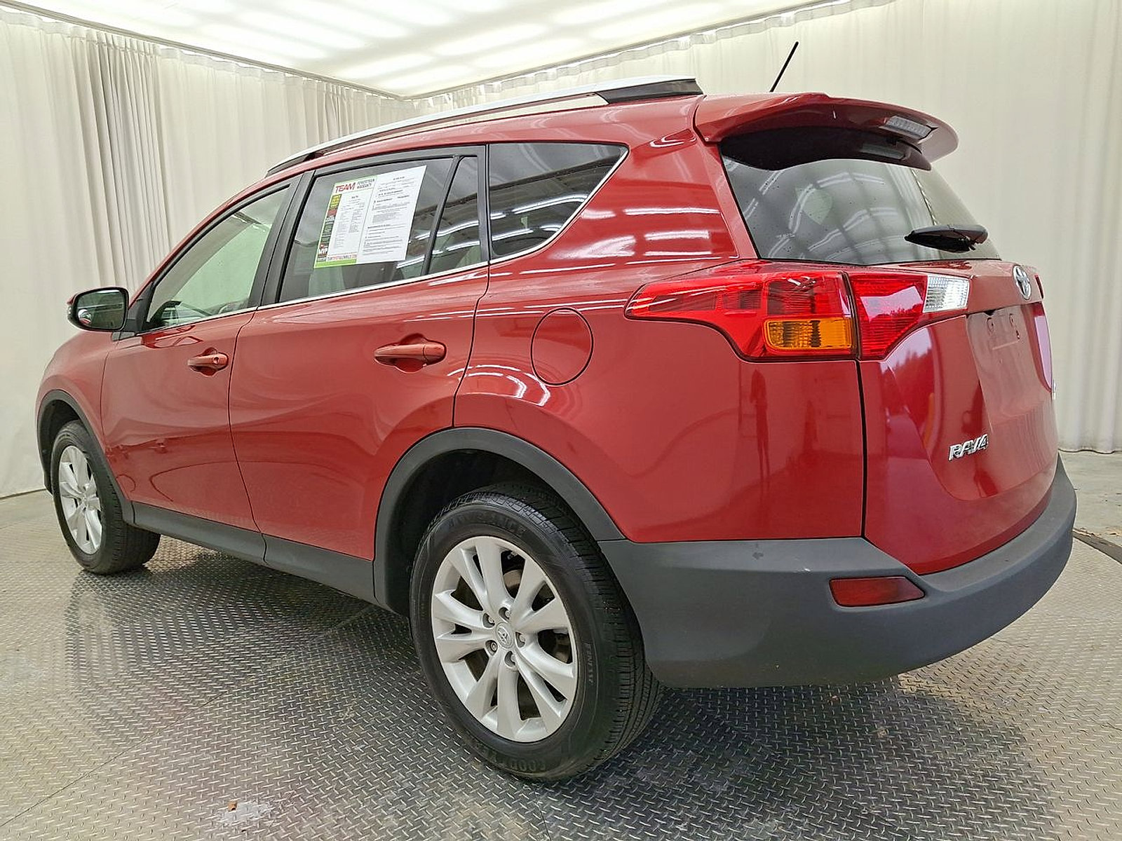 Used 2015 Toyota RAV4 Limited AWD/4WD image 22