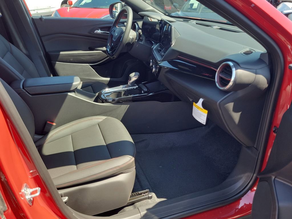 New 2026 Chevrolet Trax RS w/ Driver Confidence Package FWD image 13