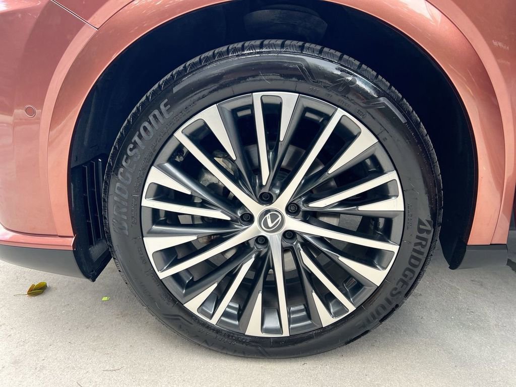 Certified 2025 Lexus RX 350 Premium Plus w/ Convenience Package FWD image 9