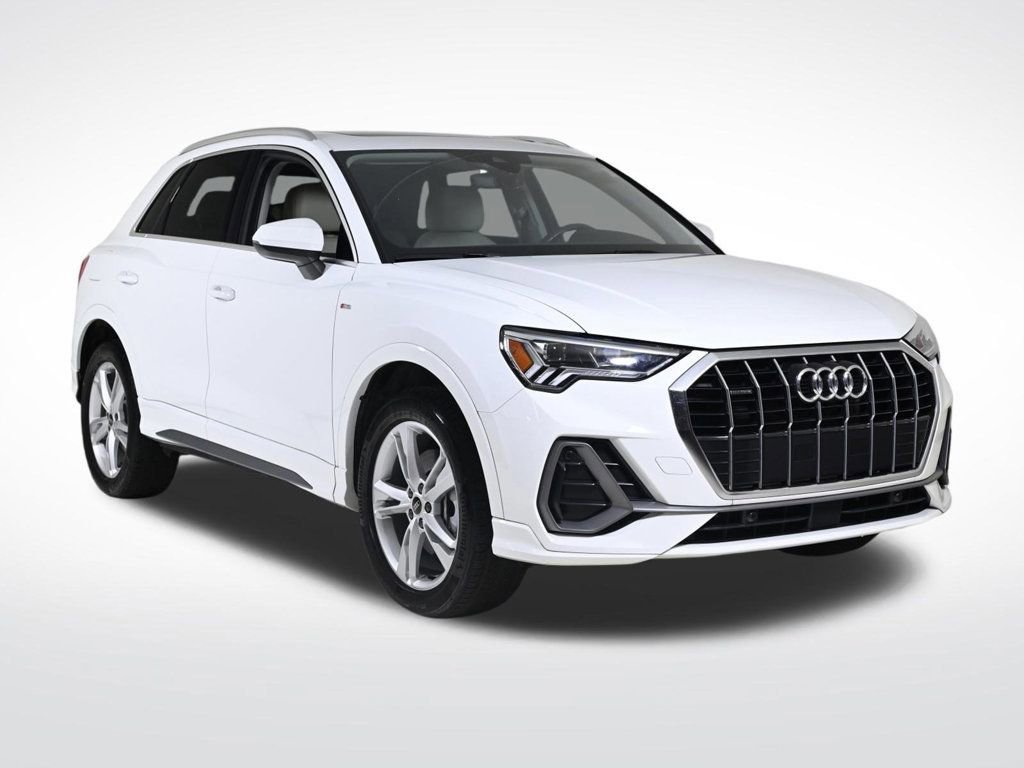 Certified 2023 Audi Q3 2.0T Premium w/ Convenience Package image 7