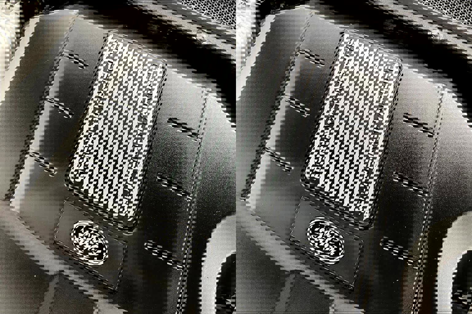 Used 2020 Land Rover Discovery HSE image 32