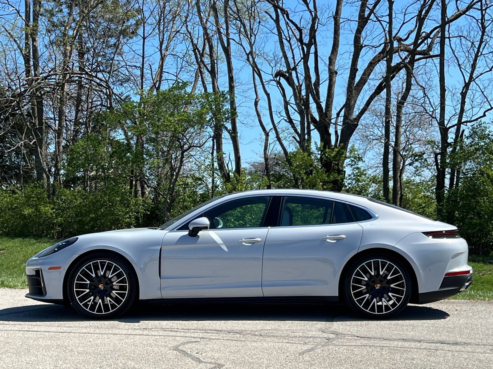 New 2026 Porsche Panamera 4 image 2