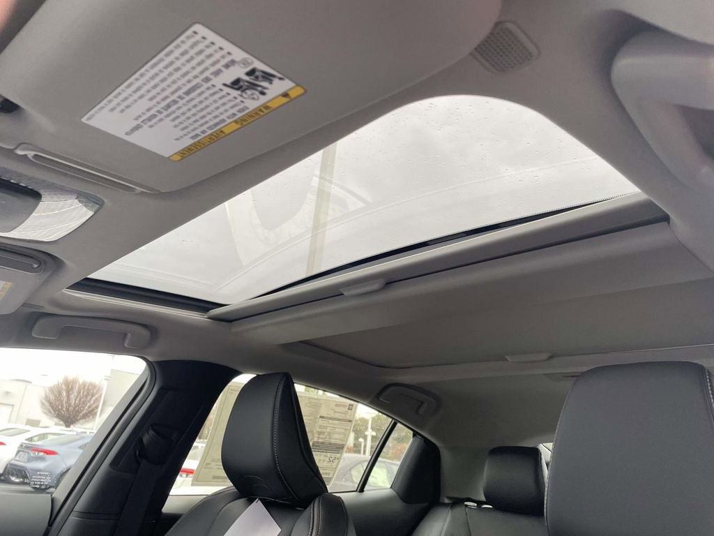 New 2026 Toyota Prius Limited image 28