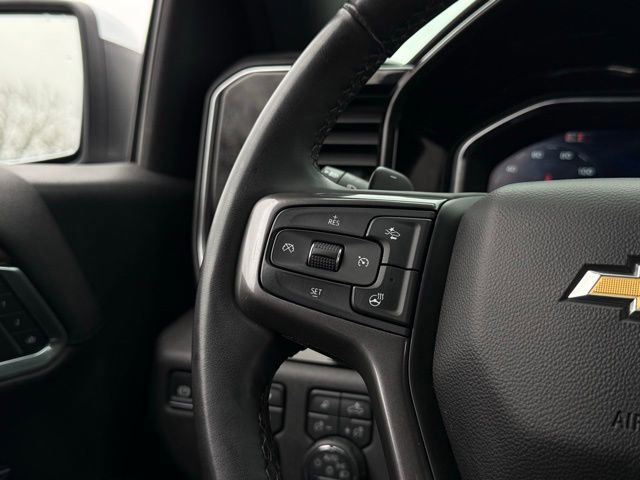 Used 2025 Chevrolet Silverado 1500 High Country image 11