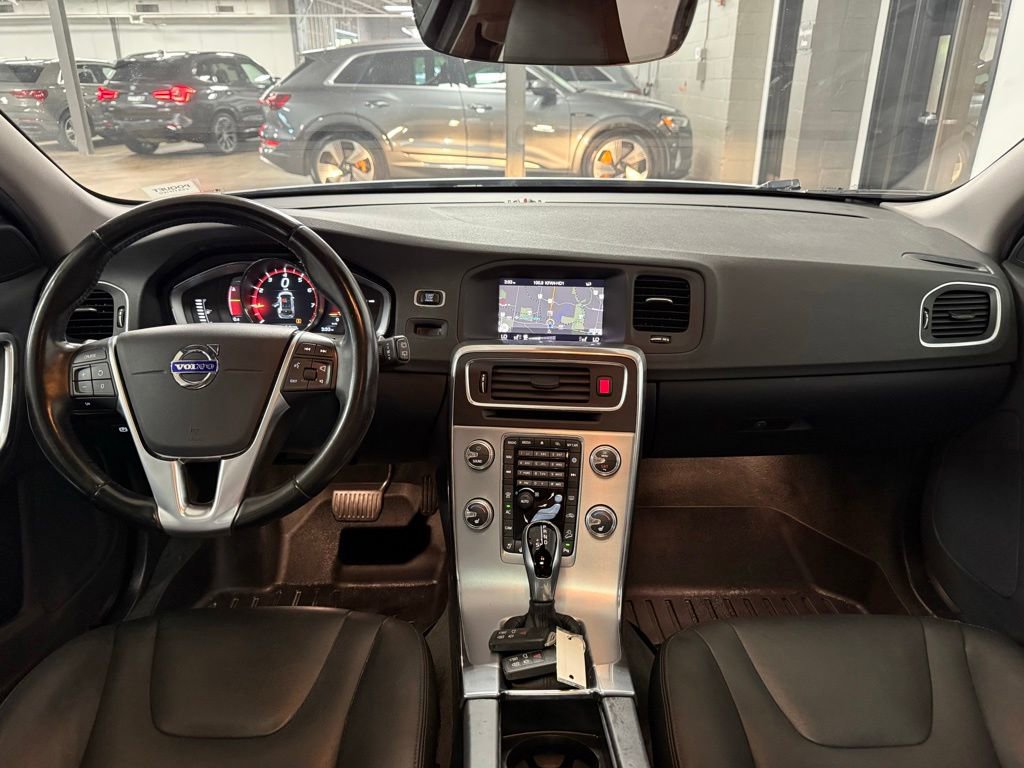 Used 2018 Volvo V60 T5 Cross Country w/ Convenience Package AWD/4WD image 20