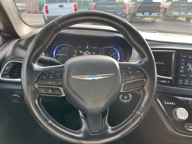 Used 2020 Chrysler Pacifica Touring-L w/ S Appearance Package FWD image 43