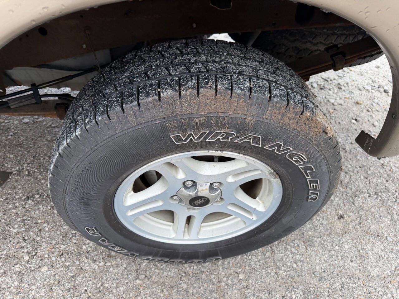 Used 2003 Ford F150 XLT AWD/4WD image 10