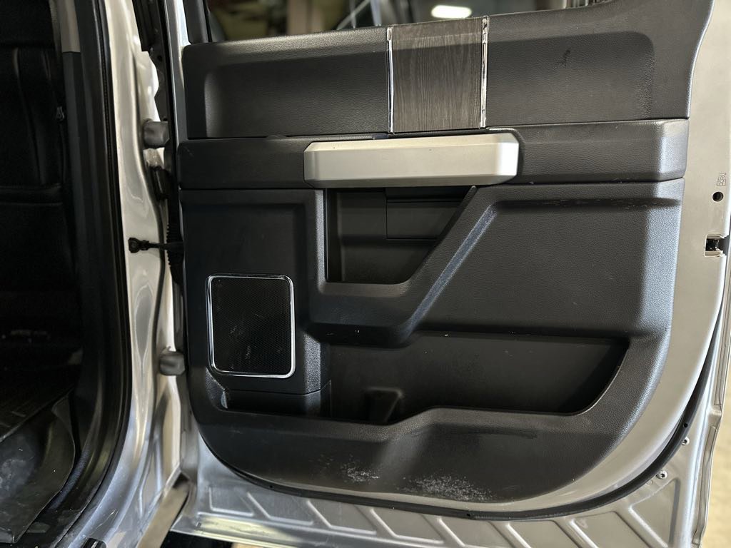 Used 2020 Ford F250 Lariat image 44