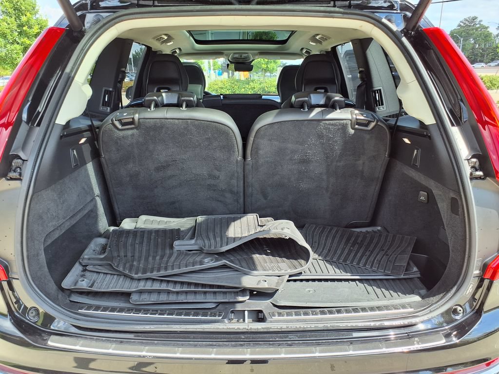 Certified 2023 Volvo XC90 B6 Ultimate w/ Protection Package Premier AWD/4WD image 10